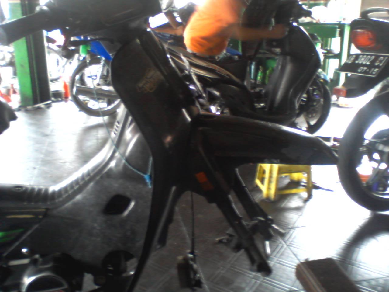 check up terakhir Ezy di Prima Motor: ganti laker depan